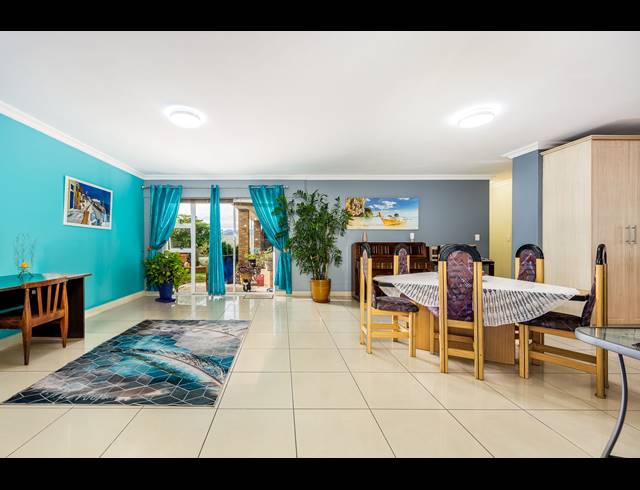 6 BEDROOM HOUSE FOR SALE IN ROUXVILLE